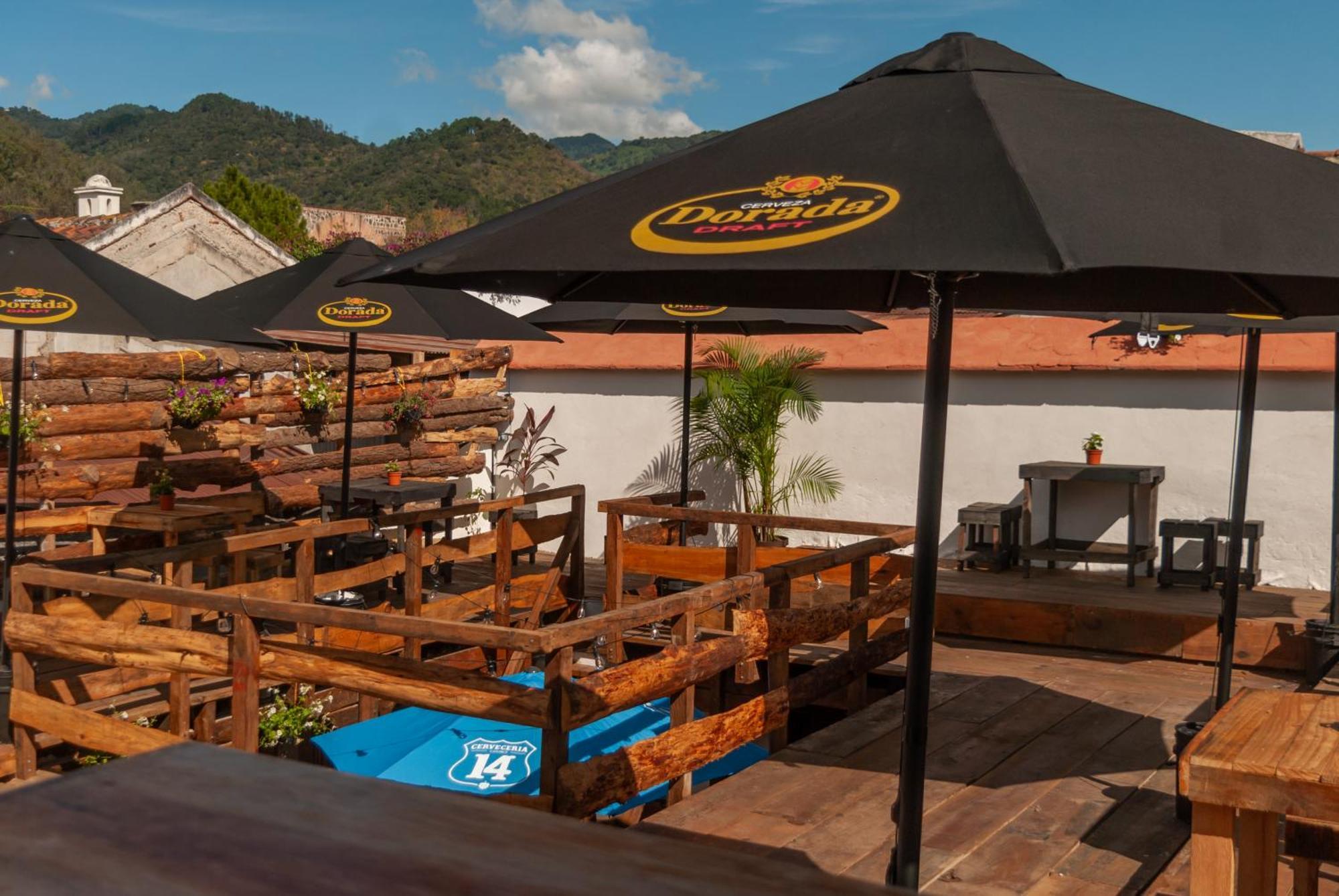 Kamazoztz Hostel And Travel Antigua Bagian luar foto