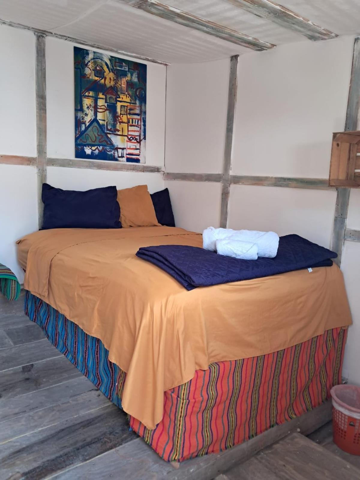 Kamazoztz Hostel And Travel Antigua Bagian luar foto